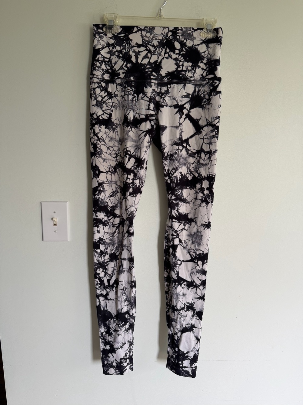 Lululemon Wunder Under High Rise Black & White Marble Leggings Shibori Workout